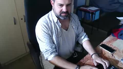 Snapshot of oscar_msng chatting on December 21, 2024, 10:50 am Oscar online show from December 21, 2024, 10:50 am