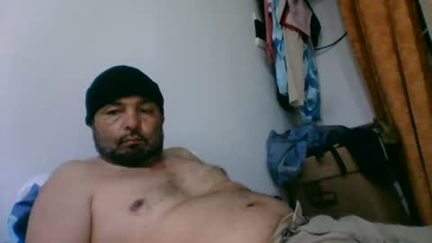 oscarjhe3512 online show from July 13, 2026, 3:09 am