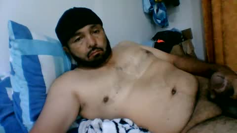 oscarjhe3512 online show from July 25, 2026, 2:09 am