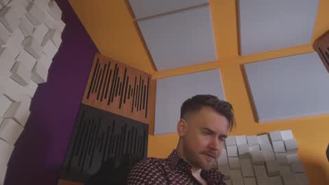 Oscar Steel Savage online show from March 8, 2025, 11:39 pm