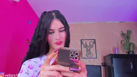 vella online show from October 26, 2025, 6:58 pm