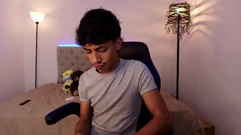 ostin 18hot online show from October 11, 2025, 10:52 pm