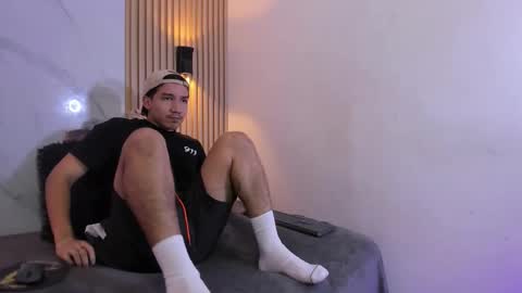 Otto Andrew online show from February 8, 2026, 7:17 pm