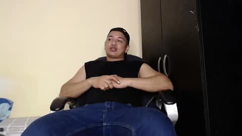 Snapshot of otto_stud chatting on September 18, 2025, 3:52 am otto_stud online show from September 18, 2025, 3:52 am