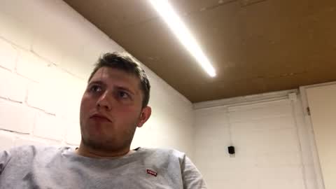 outflayd online show from April 10, 2026, 10:58 pm