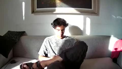 G online show from January 2, 2025, 10:33 pm