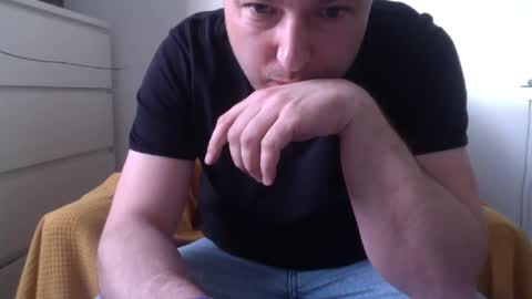 Snapshot of ovid231 chatting on March 22, 2026, 3:26 pm 92 online show from March 22, 2026, 3:26 pm