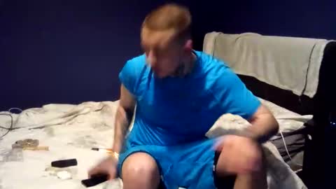 Owen kayz online show from November 18, 2025, 9:08 pm