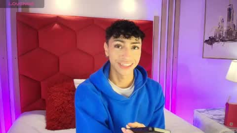 Snapshot of owen_jp chatting on May 5, 2026, 3:03 am Owen online show from May 5, 2026, 3:03 am