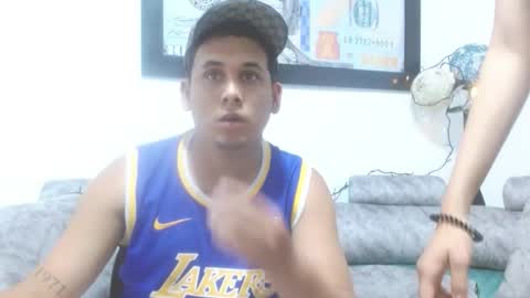 Owen and Rose online show from January 6, 2026, 9:39 pm