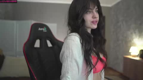 Snapshot of oxxme chatting on February 28, 2025, 9:04 am Oxana Hi friends all my videos are 50 off check my bio online show from February 28, 2025, 9:04 am