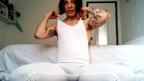 Snapshot of oxxy_jean chatting on June 13, 2026, 12:25 pm Jeannifer online show from June 13, 2026, 12:25 pm