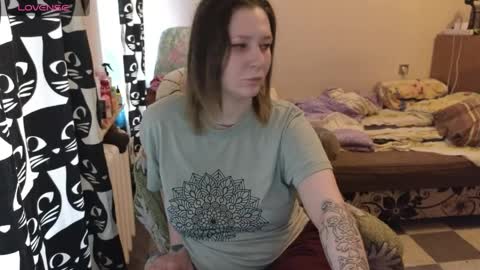 ozalin online show from March 26, 2026, 10:10 am