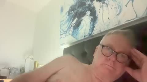 Snapshot of ozhairybearxxxx chatting on January 7, 2025, 12:20 pm ozhairybearxxxx online show from January 7, 2025, 12:20 pm