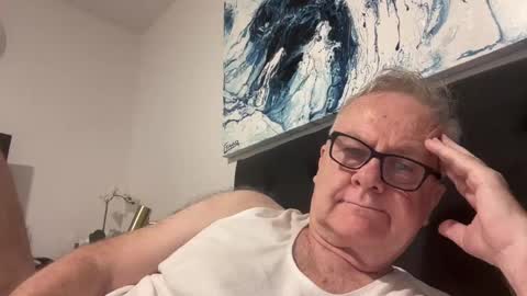 Snapshot of ozhairybearxxxx chatting on March 7, 2025, 11:07 am ozhairybearxxxx online show from March 7, 2025, 11:07 am