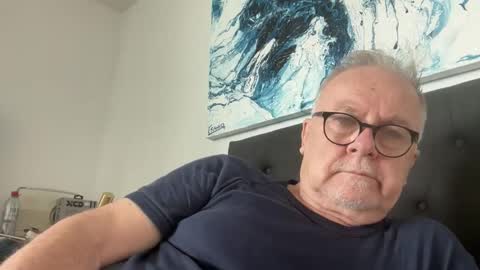 Snapshot of ozhairybearxxxx chatting on February 3, 2026, 3:48 am ozhairybearxxxx online show from February 3, 2026, 3:48 am