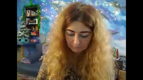 Snapshot of ozzy_helen chatting on December 24, 2024, 9:44 pm Ozzy Helen online show from December 24, 2024, 9:44 pm