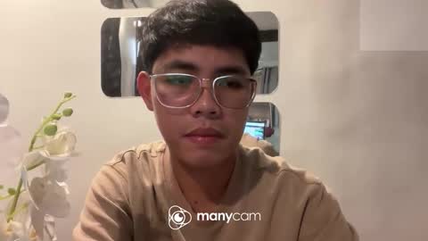 Snapshot of p1noytwink_ chatting on September 26, 2025, 10:47 pm Terrence online show from September 26, 2025, 10:47 pm