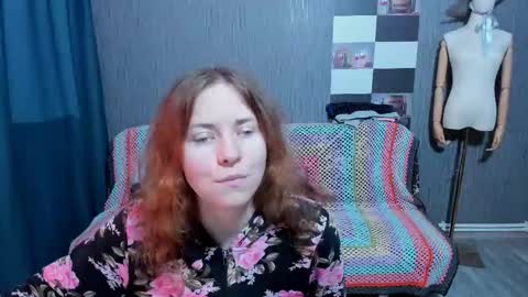 Snapshot of pa1e_pr1ncess chatting on November 12, 2025, 9:32 am Ella online show from November 12, 2025, 9:32 am