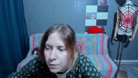 Snapshot of pa1e_pr1ncess chatting on November 18, 2025, 7:13 am Ella online show from November 18, 2025, 7:13 am