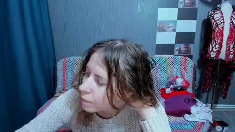 Snapshot of pa1e_pr1ncess chatting on December 2, 2025, 7:03 am Ella online show from December 2, 2025, 7:03 am