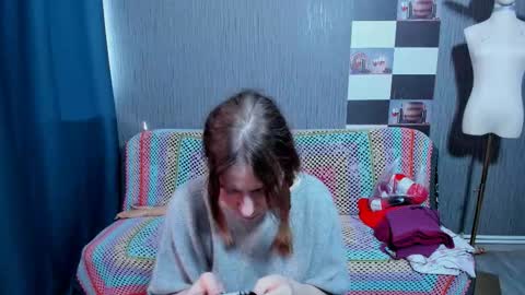 Snapshot of pa1e_pr1ncess chatting on December 4, 2025, 7:28 am Ella online show from December 4, 2025, 7:28 am
