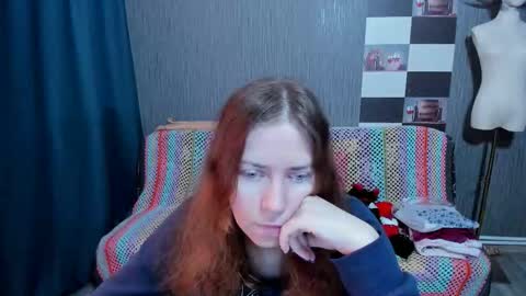 Snapshot of pa1e_pr1ncess chatting on December 18, 2025, 7:03 am Ella online show from December 18, 2025, 7:03 am