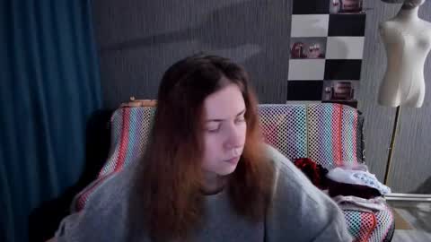 Snapshot of pa1e_pr1ncess chatting on December 21, 2025, 12:56 pm Ella online show from December 21, 2025, 12:56 pm