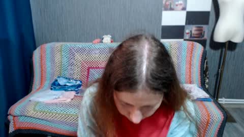 Snapshot of pa1e_pr1ncess chatting on April 5, 2026, 9:06 am Ella online show from April 5, 2026, 9:06 am