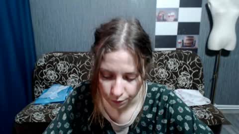 Snapshot of pa1e_pr1ncess chatting on April 14, 2026, 6:41 am Ella online show from April 14, 2026, 6:41 am