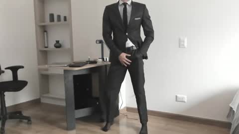 Snapshot of pablo_rincon95 chatting on December 6, 2024, 6:28 pm pablo rincon95 online show from December 6, 2024, 6:28 pm