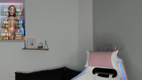 kYLIE online show from February 12, 2025, 9:42 am