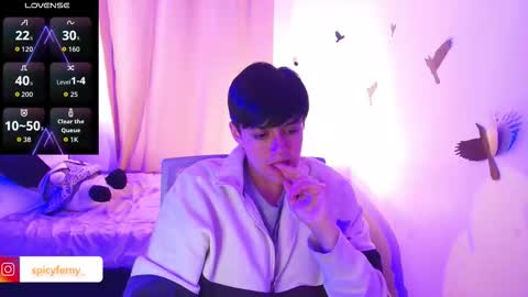 Fernanda online show from October 18, 2025, 9:32 am