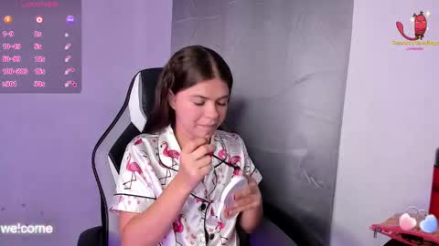 Paige online show from November 18, 2025, 4:50 am