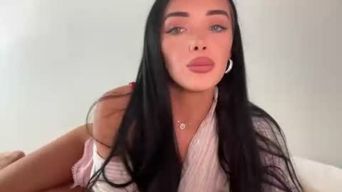 Snapshot of paigemckinnon chatting on June 24, 2026, 3:05 am paigey xxx link in bio online show from June 24, 2026, 3:05 am