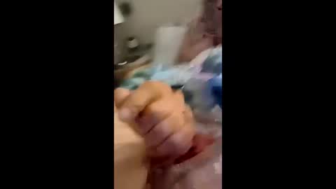 Snapshot of painter4488 chatting on February 25, 2026, 3:05 am painter4488 online show from February 25, 2026, 3:05 am