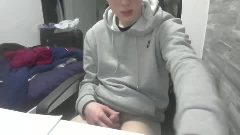 pere online show from February 6, 2026, 4:50 am