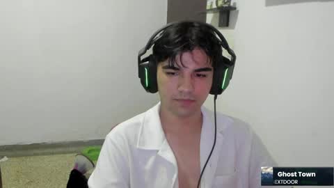 Snapshot of pakun_ chatting on April 29, 2026, 11:44 pm pakun_ online show from April 29, 2026, 11:44 pm