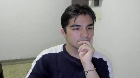 Snapshot of pakun_ chatting on May 18, 2026, 5:30 pm pakun_ online show from May 18, 2026, 5:30 pm