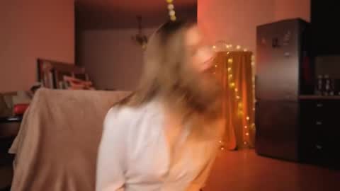 Katrin Vebber online show from February 19, 2025, 9:47 pm