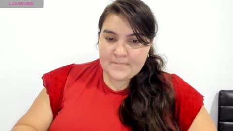 Snapshot of palmeer_miaa chatting on January 14, 2025, 2:08 am Mia online show from January 14, 2025, 2:08 am