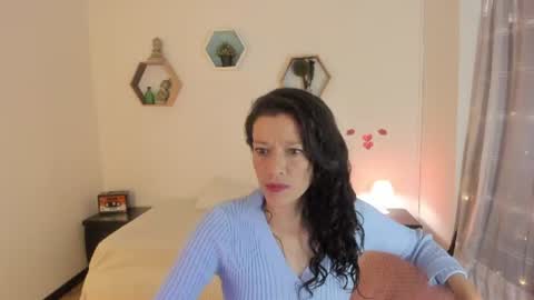 Snapshot of paloma_victory chatting on June 13, 2026, 8:29 pm Paloma online show from June 13, 2026, 8:29 pm