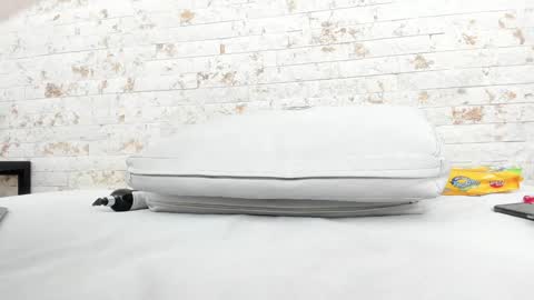 Pamela West online show from January 20, 2025, 8:50 pm