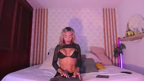 Pamela online show from March 15, 2026, 11:22 pm