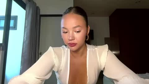 Kamila online show from April 4, 2026, 3:05 am
