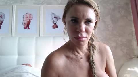 Snapshot of pamella_007 chatting on June 21, 2026, 11:02 am Pamella online show from June 21, 2026, 11:02 am