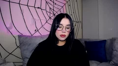 pandora__1 online show from October 9, 2025, 5:05 am