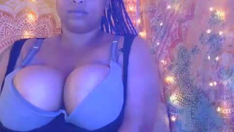 Nia Angels online show from February 23, 2025, 5:29 pm