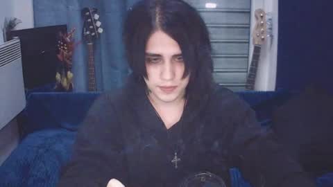 In bio online show from May 9, 2026, 7:41 pm