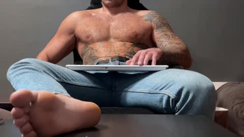 Oleg online show from April 25, 2026, 7:00 am